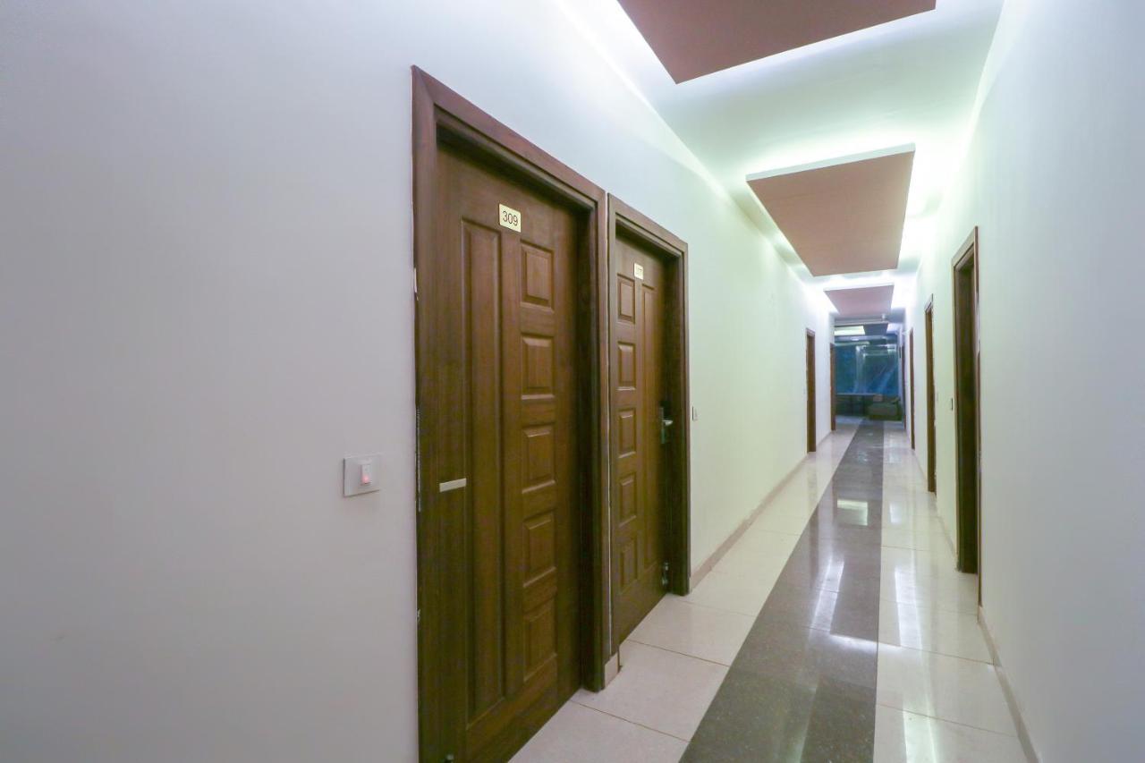 Townhouse 765 The Grace Hotel Patiala Bagian luar foto