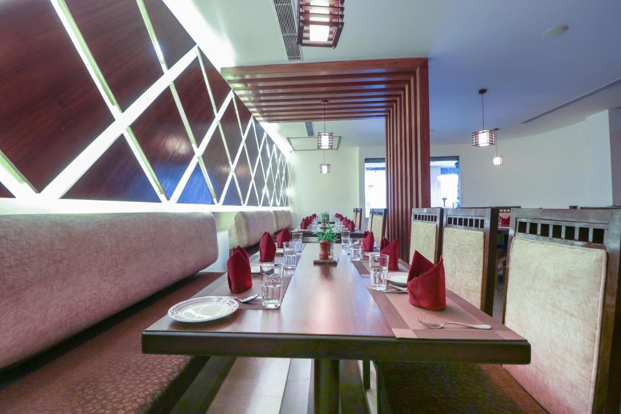 Townhouse 765 The Grace Hotel Patiala Bagian luar foto