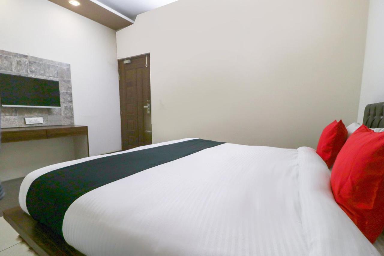 Townhouse 765 The Grace Hotel Patiala Bagian luar foto